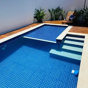 Familiar Toca De Gente Feliz Cabo Frio